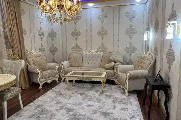 Satılır Bağ Evi Novxanıda