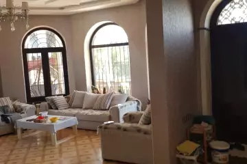 Satılır Həyət Evi Novxanıda