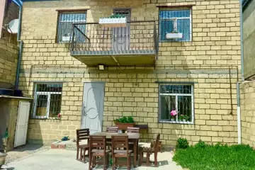 Satılır Həyət Evi Yasamalda