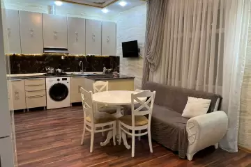 Satılır Bağ Evi Novxanıda
