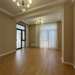 Satılır 2 otaqlı Yeni Tikili 95 m², Həsən Əliyev (keçmiş İnqilab)