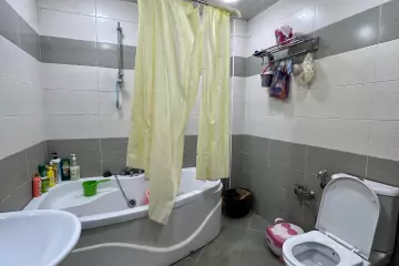 Satılır Yeni Tikili Beşmərtəbədə