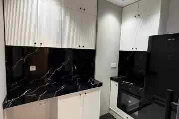 Satılır Yeni Tikili Heydər əliyev Mərkəzində