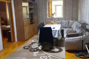 Satılır Həyət Evi əmircanda
