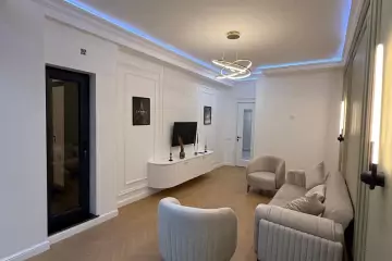 Satılır Yeni Tikili Heydər əliyev Mərkəzində