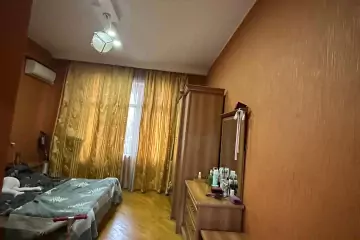 Satılır Yeni Tikili Beşmərtəbədə