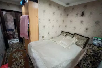 Satılır Köhnə Tikili Keşlədə