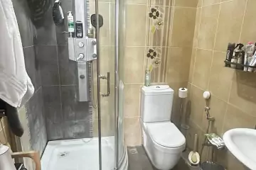 Satılır Yeni Tikili Heydər əliyev Mərkəzində