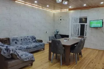 Satılır Həyət Evi Buzovnada