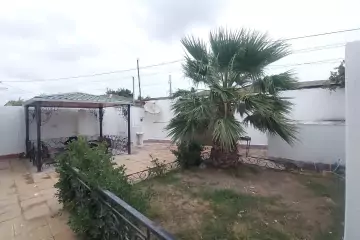 Satılır Həyət Evi Qalada