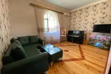 Satılır Həyət Evi Xırdalan şəhərində