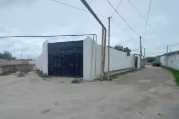Satılır Həyət Evi Qalada