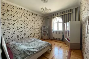 Satılır Həyət Evi Xırdalan şəhərində
