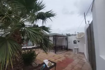 Satılır Həyət Evi Qalada