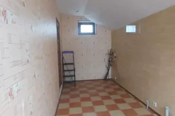Satılır Həyət Evi Qalada