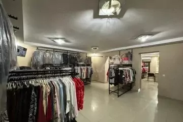 Satılır Obyekt 8-ci Kilometrdə