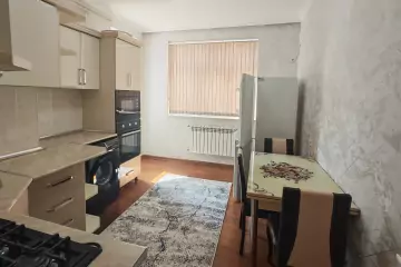 Satılır Yeni Tikili Yeni Yasamalda