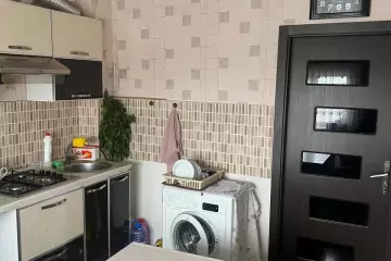 Satılır Yeni Tikili 28 May Metrosu ətrafında