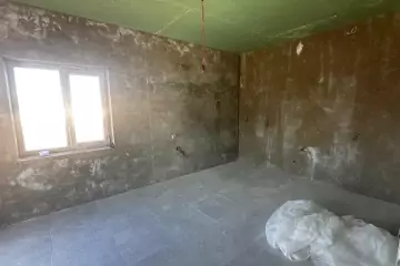 Satılır Bağ Evi Goradildə