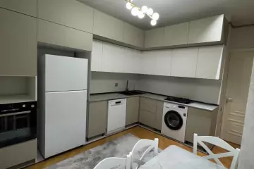 Satılır Yeni Tikili Nəsimi Bazarında