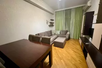 Satılır Yeni Tikili 8-ci Mikrorayonda