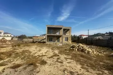 Satılır Bağ Evi Goradildə