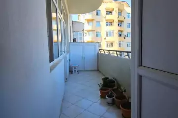 Satılır Yeni Tikili Azərbaycan Dillər Universitetində