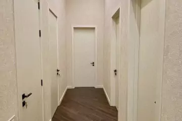 Satılır Yeni Tikili Ağ şəhər Kompleksində