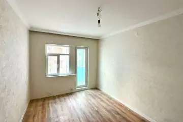 Satılır Köhnə Tikili 9-cu Mikrorayonda
