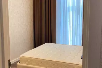 Satılır Yeni Tikili Ağ şəhər Kompleksində