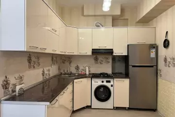 Aylıq Kirayə Yeni Tikili 28 May Metrosu ətrafında