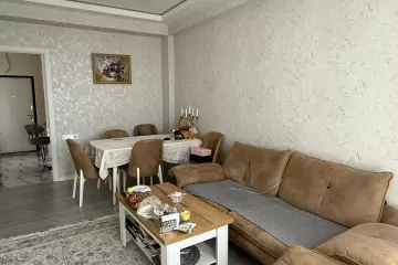 Satılır Yeni Tikili Yeni Yasamalda
