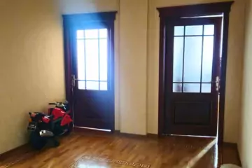 Satılır Yeni Tikili Azərbaycan Dillər Universitetində
