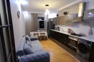 Satılır Yeni Tikili Yasamalda