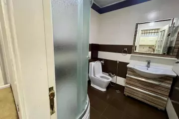 Satılır Yeni Tikili 8-ci Mikrorayonda