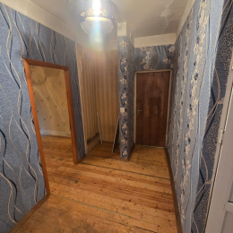 Satılır 5 otaqlı Köhnə Tikili 110 m², Yeni Yasamal