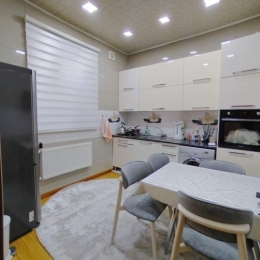 Satılır 4 otaqlı Həyət evi 1 m², 1 sot  torpaq, Bakı