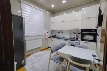 Satılır Həyət Evi Bakıda