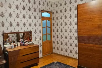Satılır Həyət Evi Qaraçuxurda