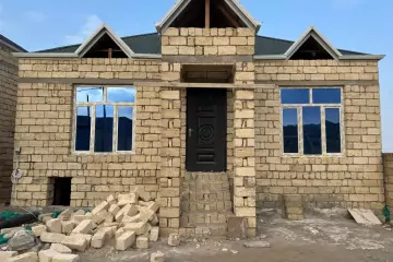 Satılır Həyət Evi Masazırda