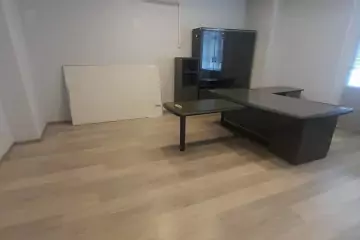 Aylıq Kirayə Ofis İçərişəhərdə