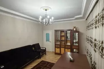 Satılır Yeni Tikili 3-cü Mikrorayonda