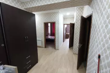 Satılır Yeni Tikili Yeni Yasamalda