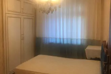 Satılır Köhnə Tikili Sahil Bağıda