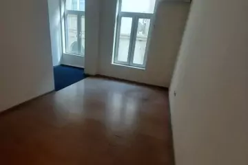 Aylıq Kirayə Ofis İçərişəhərdə