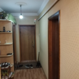 Satılır 3 otaqlı Köhnə Tikili 68 m², Qaraçuxur