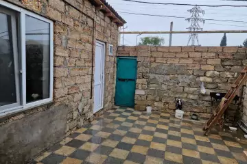 Satılır Həyət Evi əmircanda