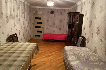 Satılır Köhnə Tikili Bakıda