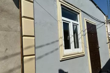 Satılır Həyət Evi Bakıda