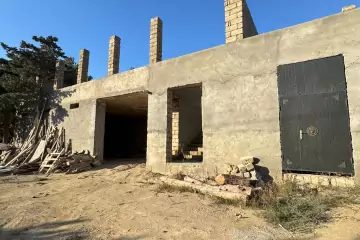Satılır Villa Bakıxanovda